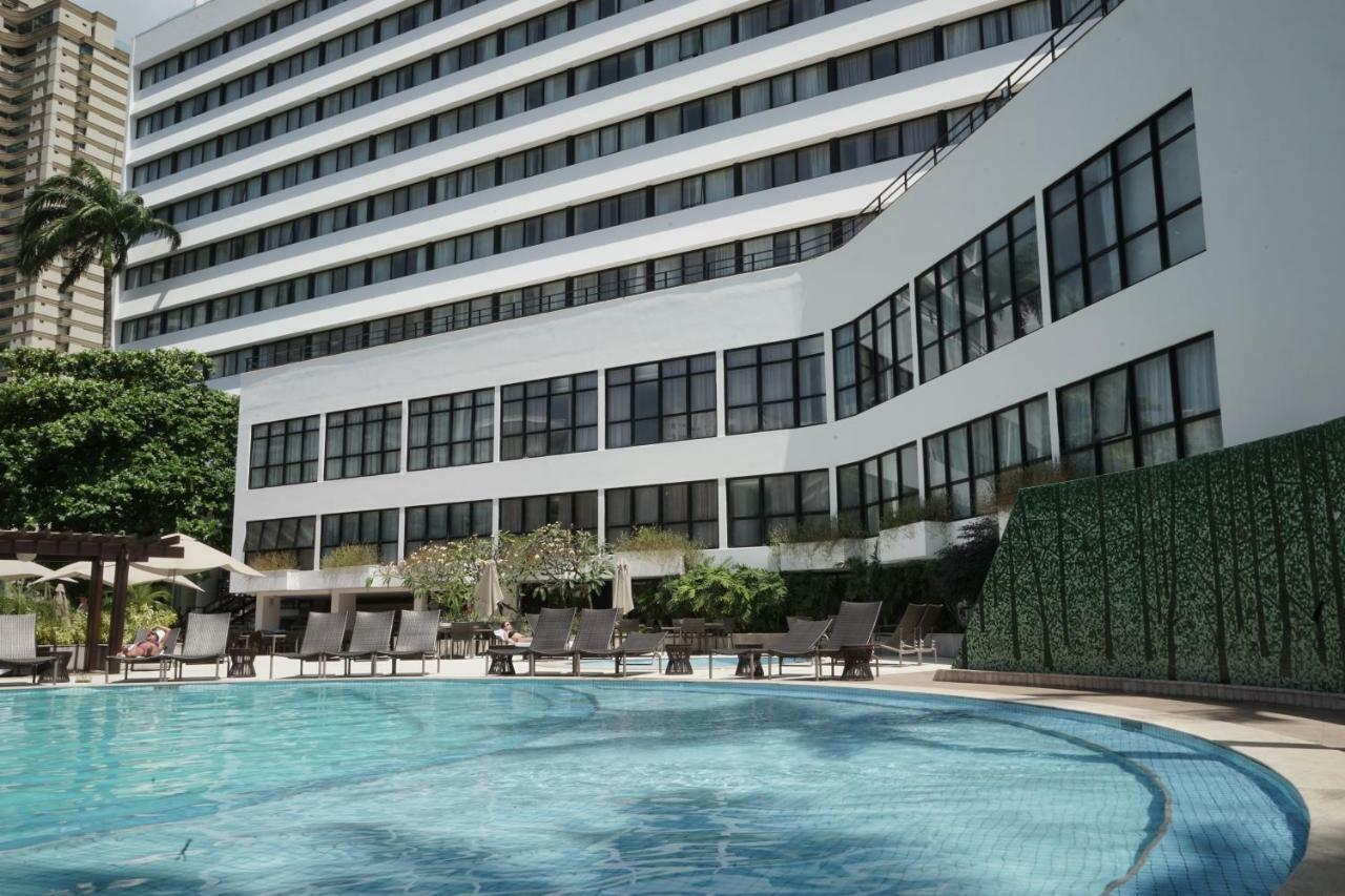 Wish Hotel Da Bahia Салвадор Екстериор снимка The pool at the InterContinental